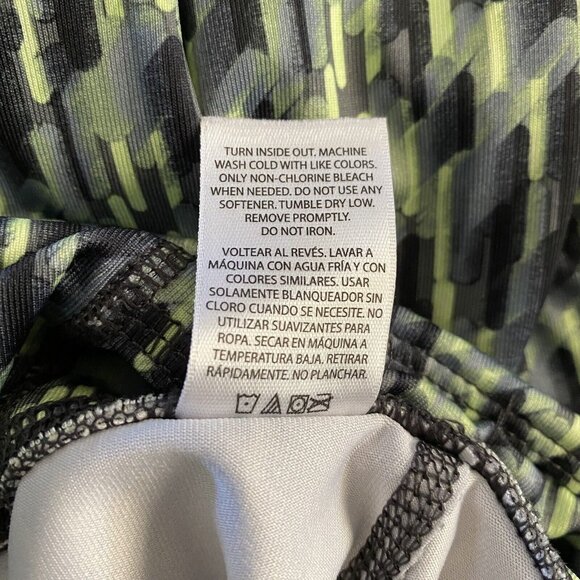 Danskin Now Athletic Pants Women’s Size Small Fitted Cropped Tie Waist Pocket - Picture 10 of 10